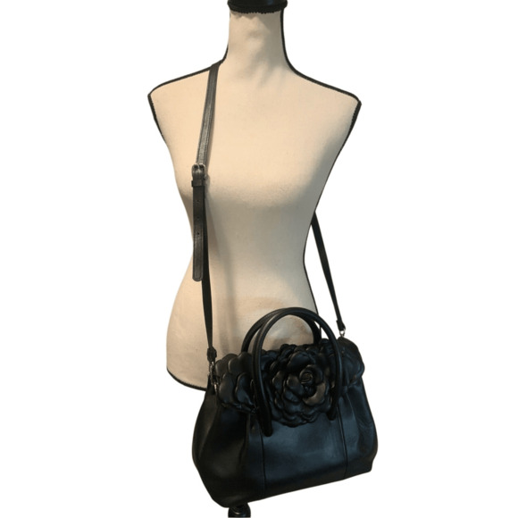 Patricia Nash Floral Satchel - Picture 10 of 12